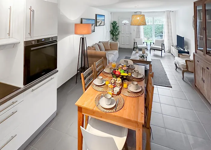 Un Temps Pour Nous - Downtown House Near Tatil Evi *