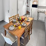 Un Temps Pour Nous - Downtown House Near