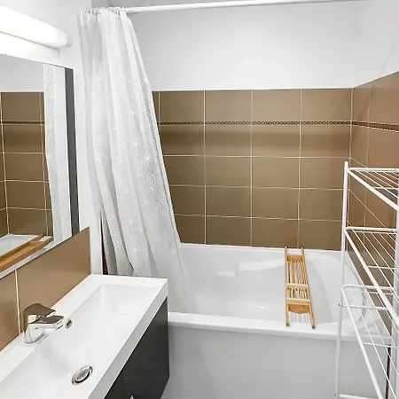 Σπίτι διακοπών Un Temps Pour Nous - Downtown House Near